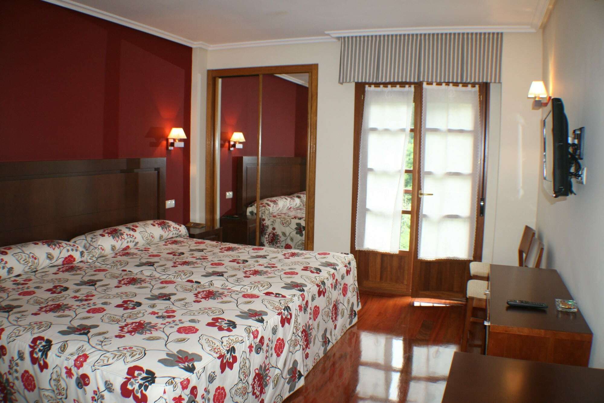 Soto de Luiña Hotel Valle Las Luinas מראה חיצוני תמונה
